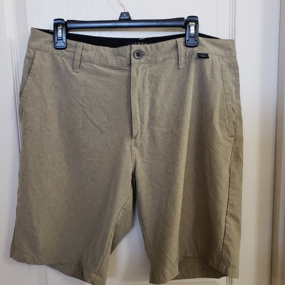 Nitrous Shorts